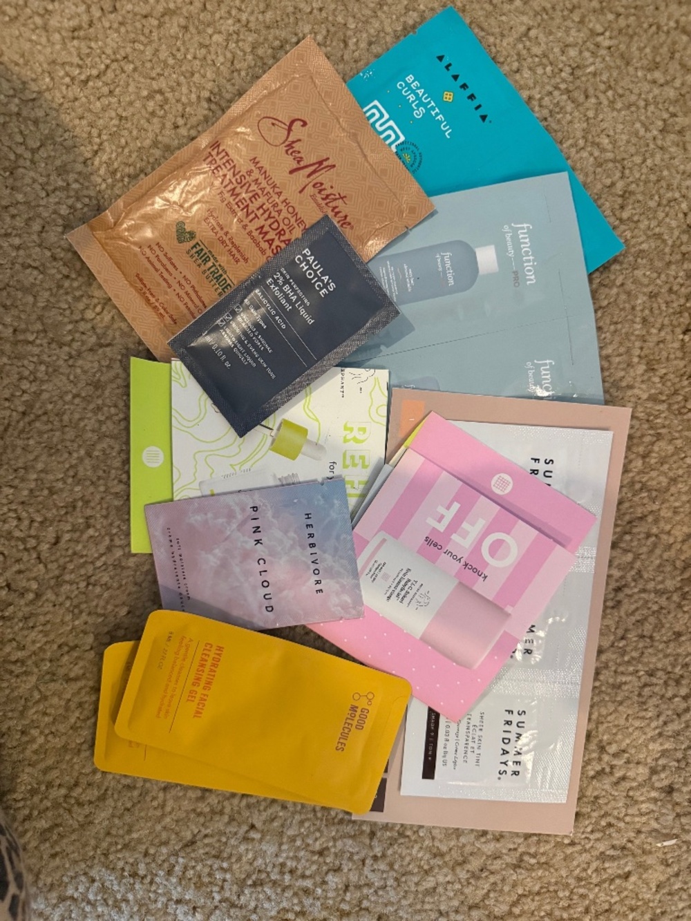 FREE Sephora sample kit, (must be purchased in a bundle with at least two items)